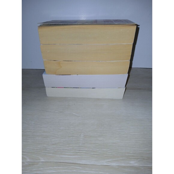 Lot of 5 Paperback Books by Debbie Macomber Romance 4 Are Blossom Street Series - Picture 5 of 13